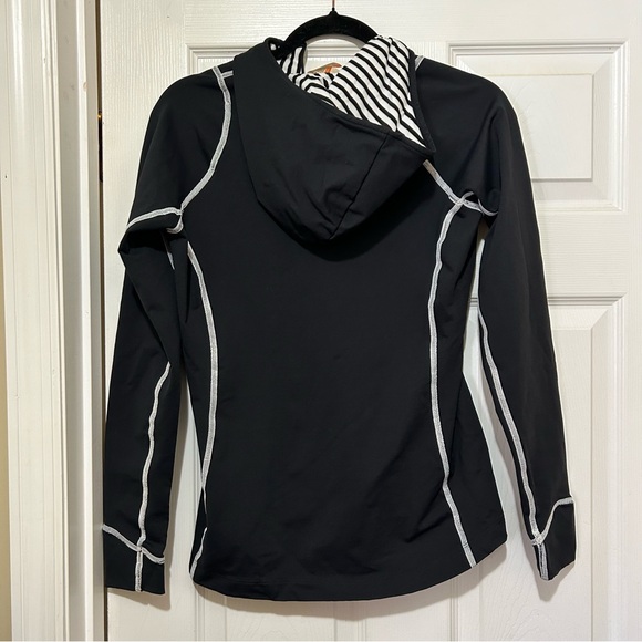 Helly Hansen Black White Zip-Up Jacket Athletic Running Base Layer Sz Small - Picture 5 of 6